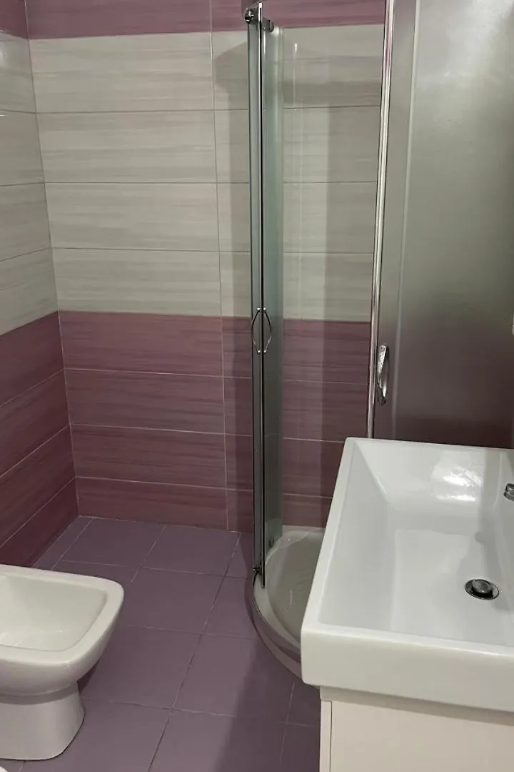Apartment Cheerful Home! Sarande